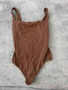 Skims one piece